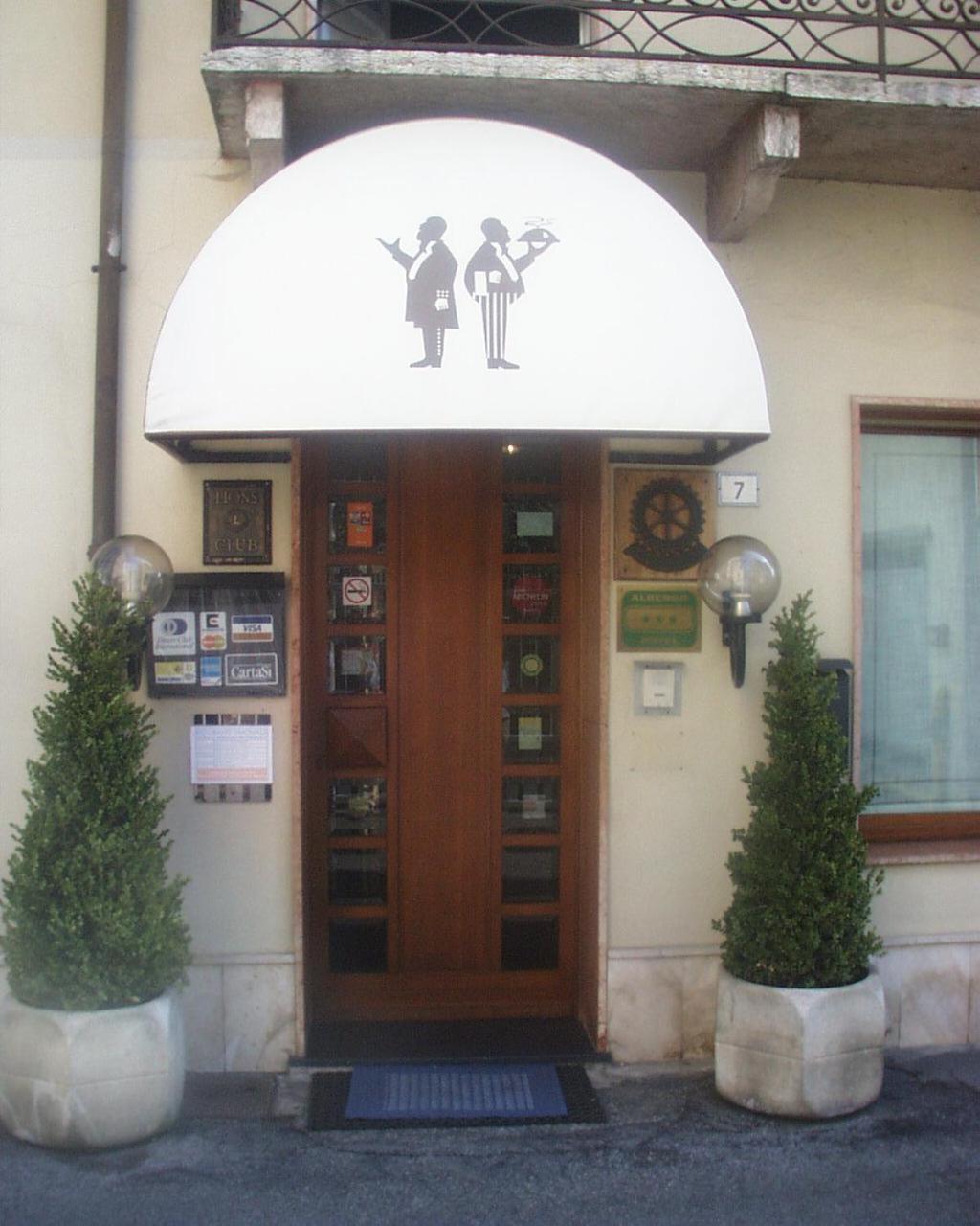 Hotel Europa Viadana Extérieur photo